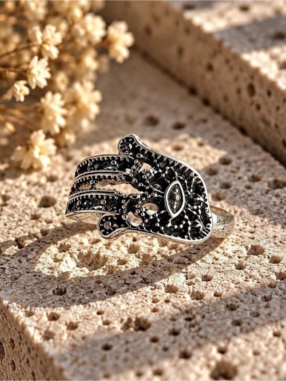 Hand with eye Silver & Black tone Statement Ring